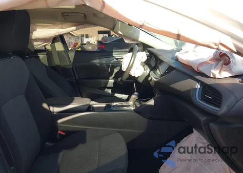 2018 Buick Regal Tourx Preferred из США, поврежденный, VIN W04GU8SX8J1065146